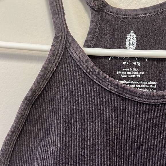 Free People Charcoal tank Woman’s XS/S NEW - Picture 3 of 5